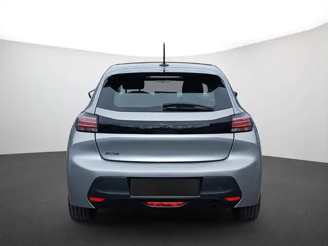 Peugeot 208 view 3