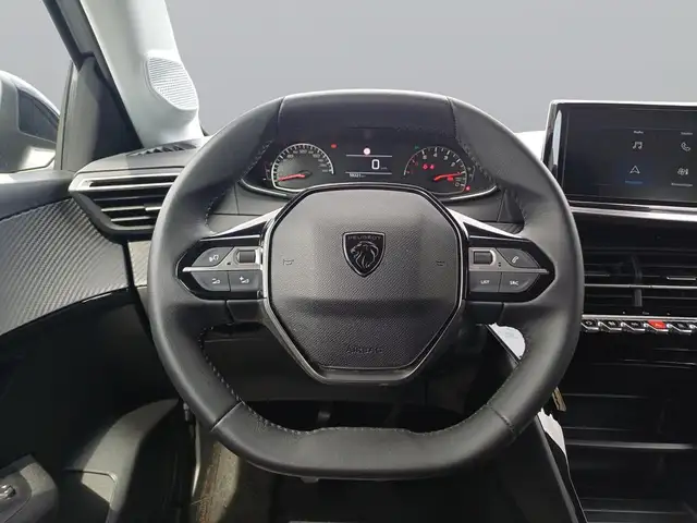 Peugeot 208 view 13