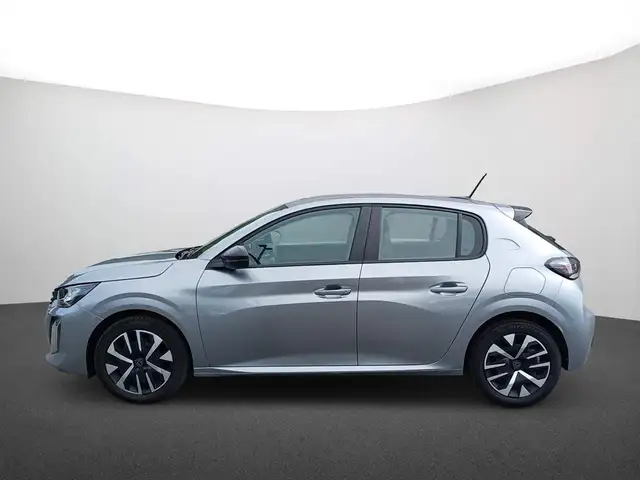 Peugeot 208 view 4