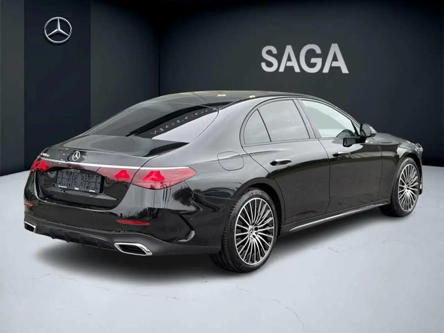 Mercedes-Benz E 300 de Berline AMG HyperScreen Pano Noir - 2