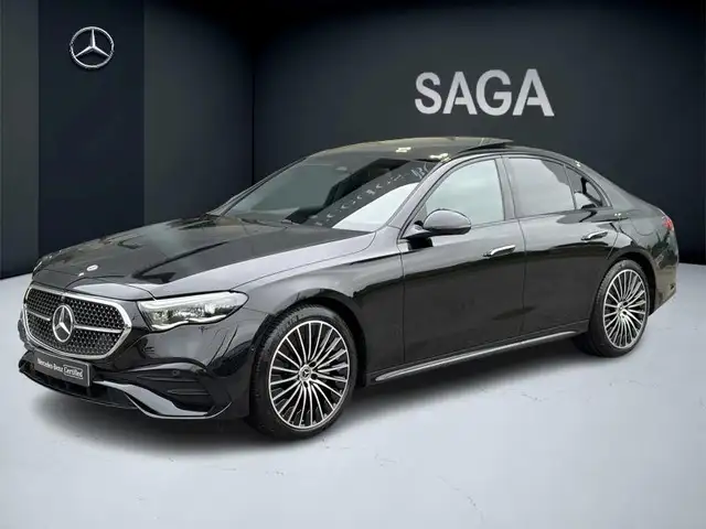 Mercedes-Benz E 300 de Berline AMG HyperScreen Pano