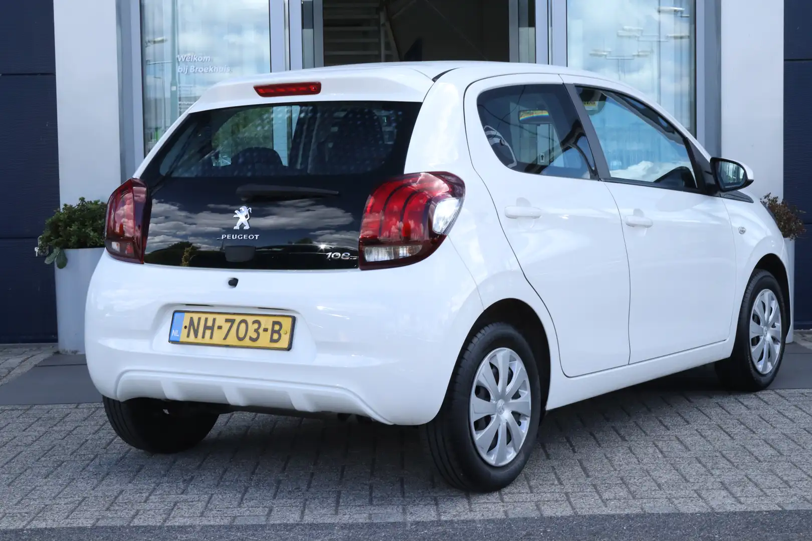 Peugeot 108 1.0 e-VTi Active | AUTOMAAT | Airco | Bleutooth | Blanc - 2