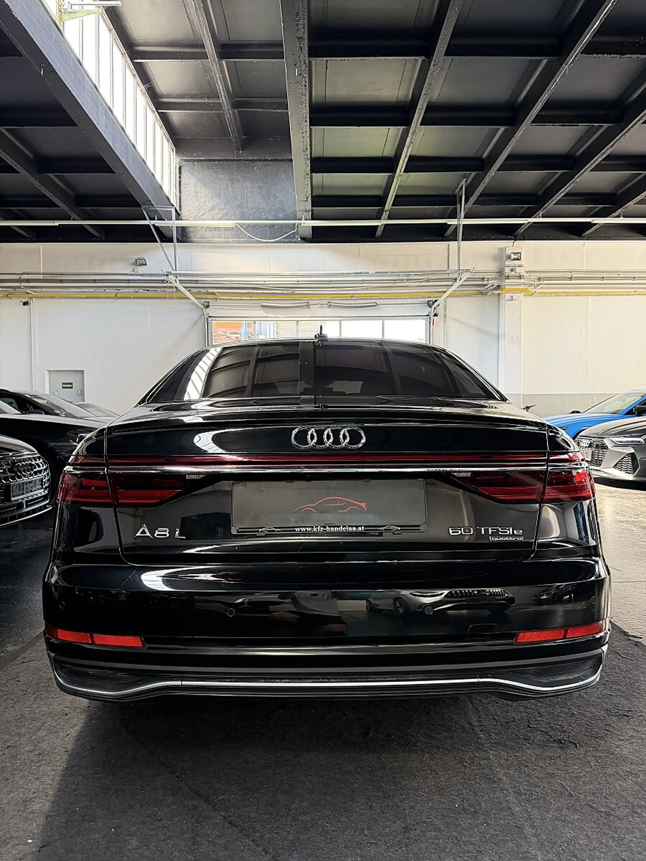 Audi A8 Lang 60 TFSI e PHEV quattro — photo 6