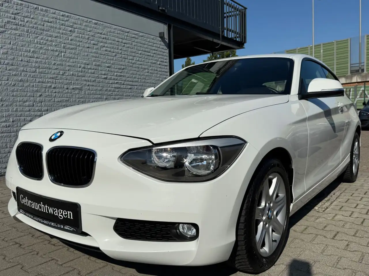 BMW 114