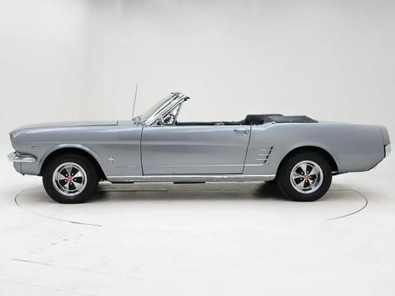 Ford Mustang Cabrio V8 '66 CH8147, foto 8