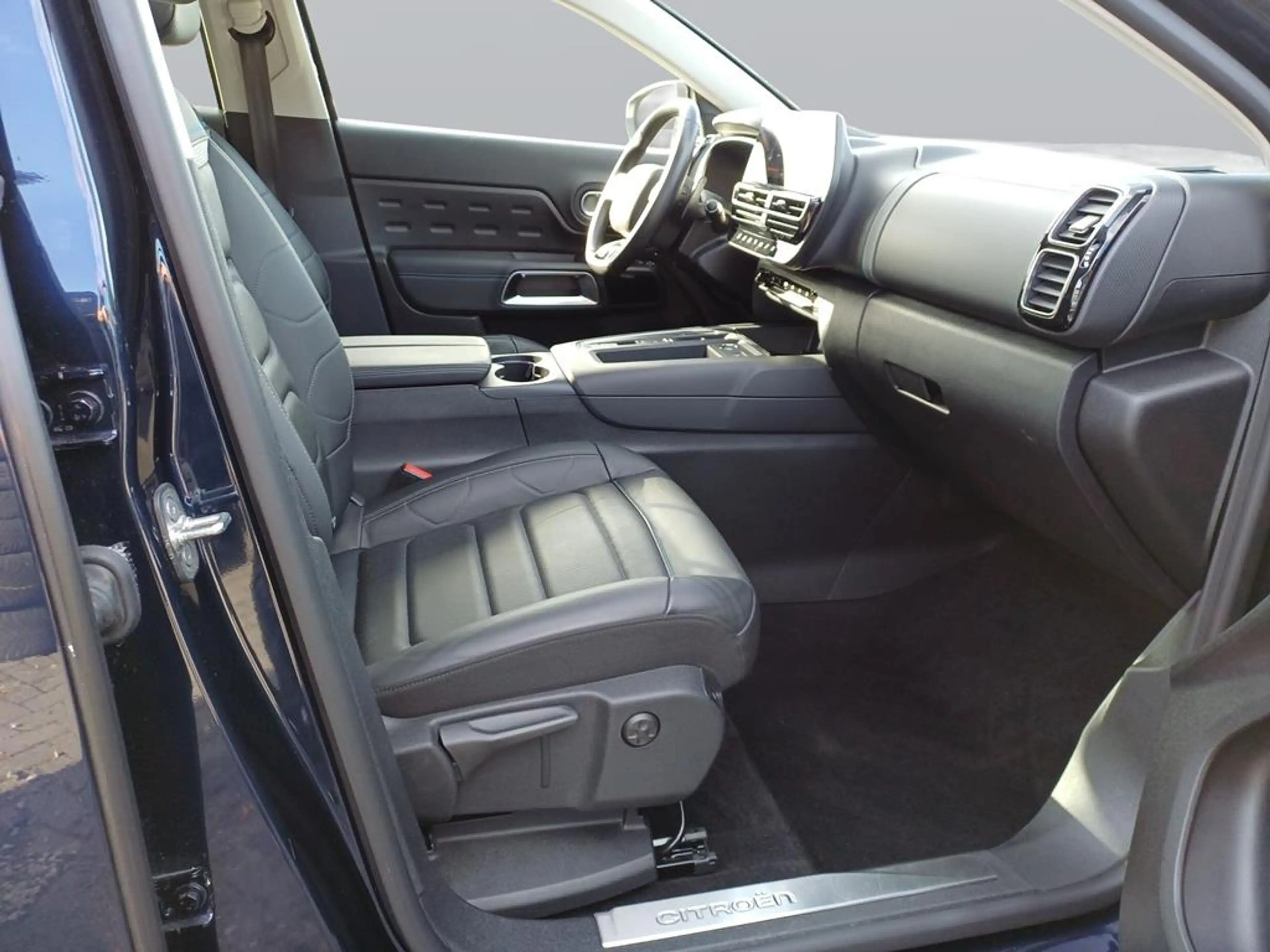 Citroen C5 Aircross PureTech 130 S&S EAT8 Shine Pack — photo 13