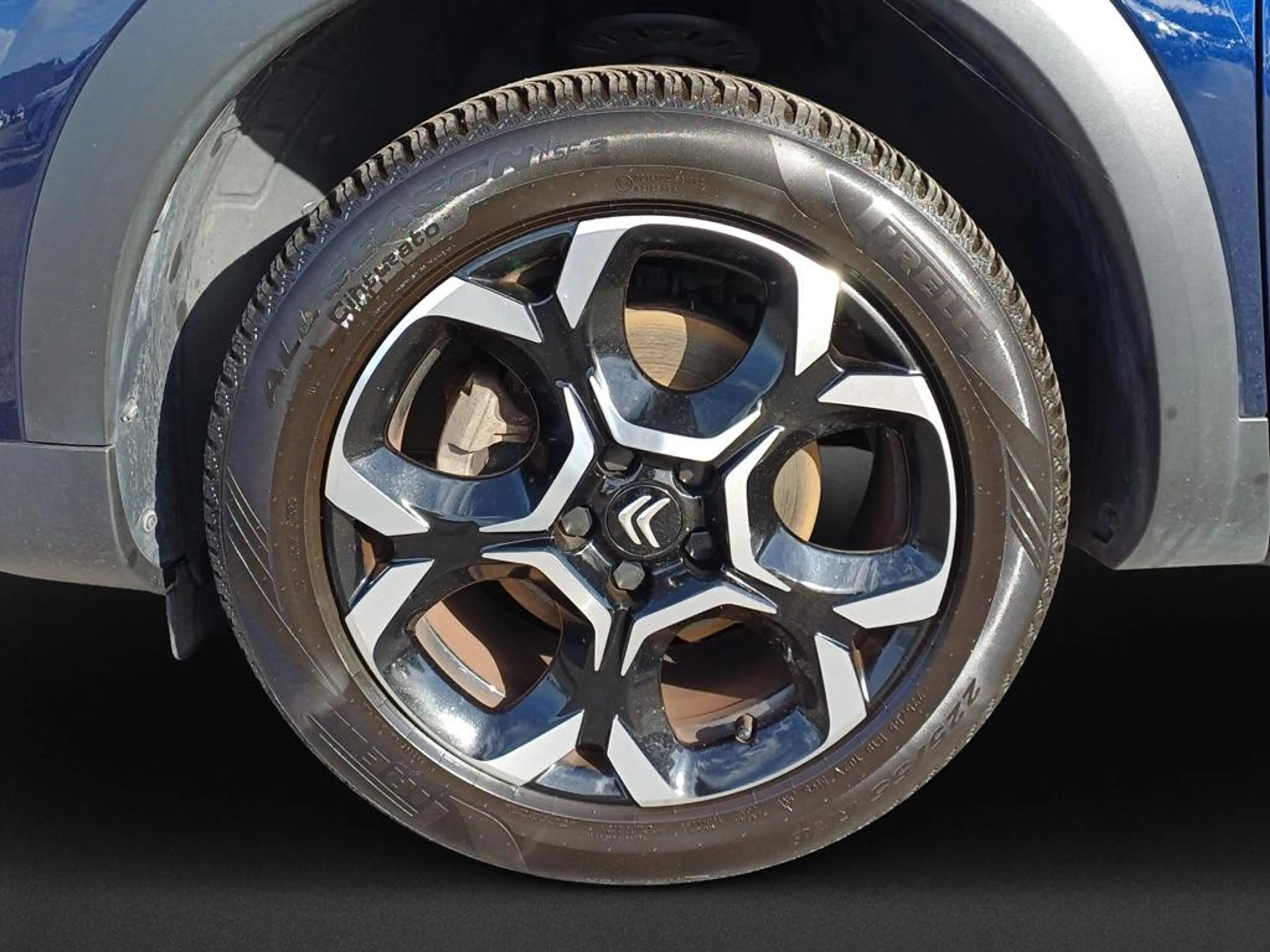 Citroen C5 Aircross PureTech 130 S&S EAT8 Shine Pack — photo 10