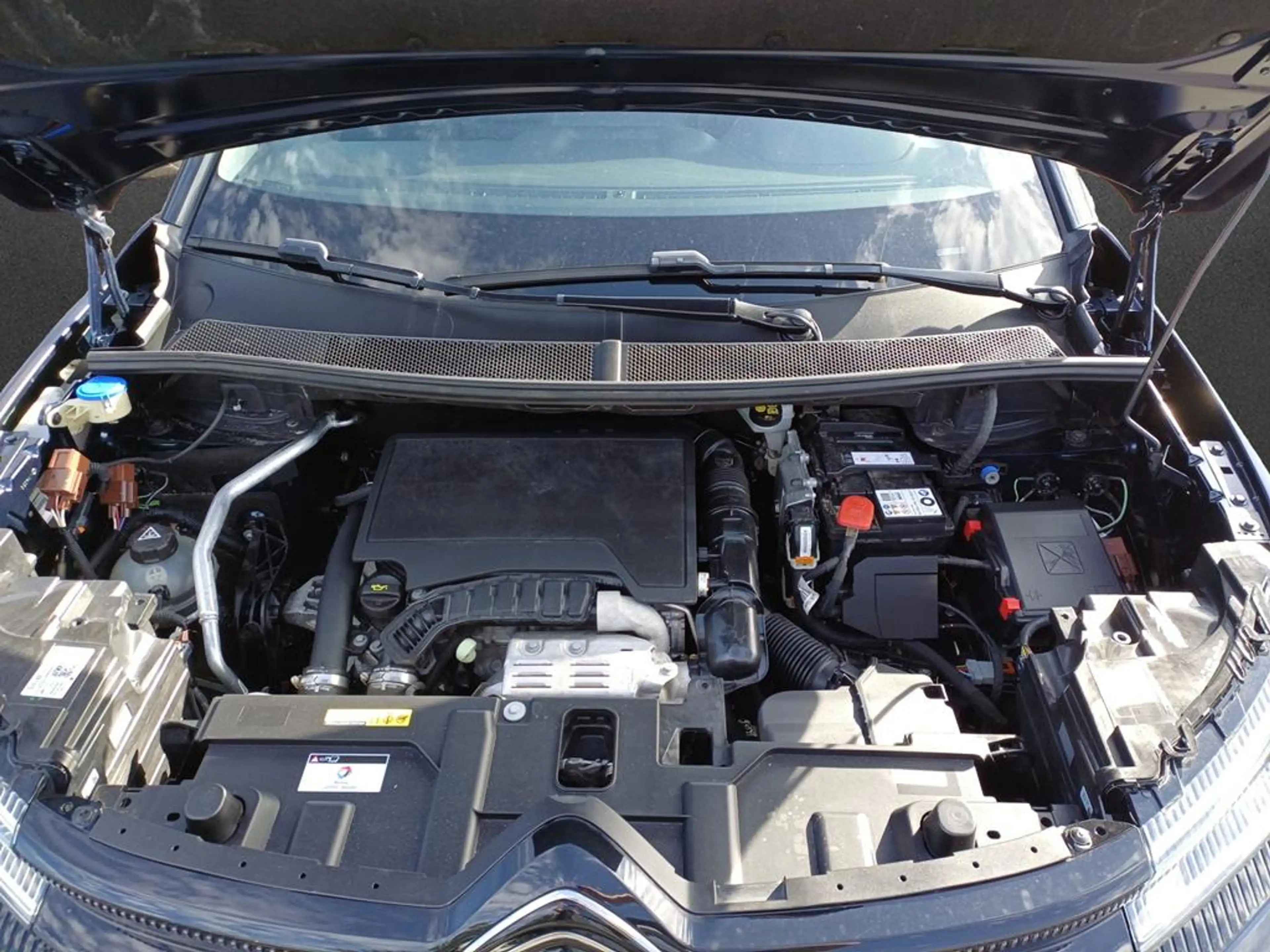 Citroen C5 Aircross PureTech 130 S&S EAT8 Shine Pack — photo 8