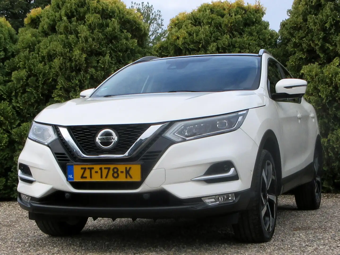 Nissan Qashqai 1.2 Tekna*Navi*360cam*Pano. dak* Weiß - 2