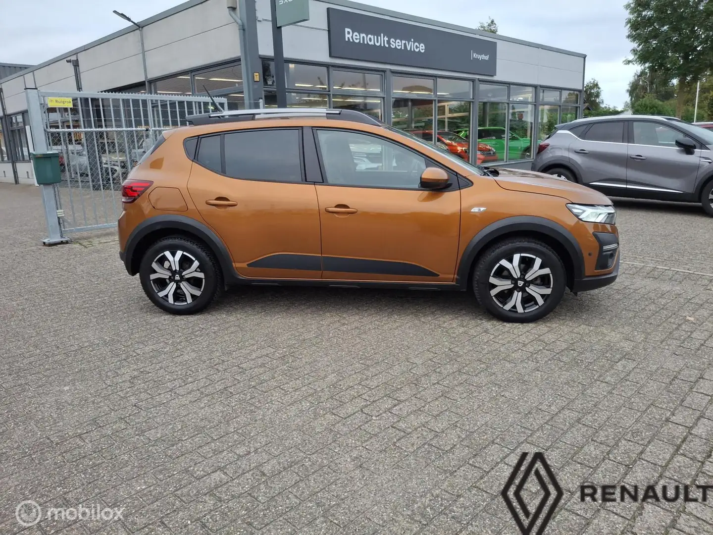 Dacia Sandero Stepway1.0 TCe 100 Bi-Fuel Comfort Orange - 2