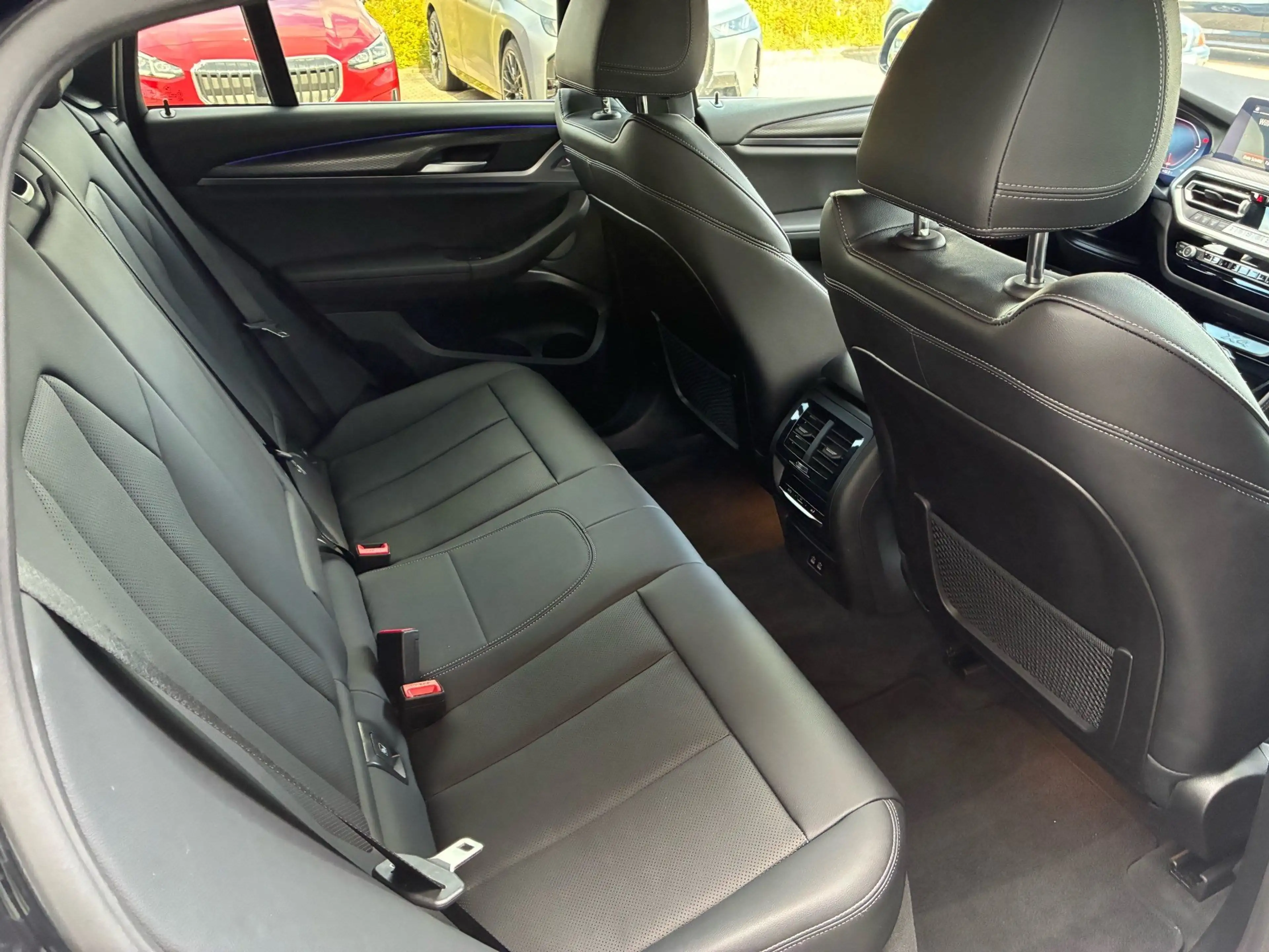 BMW X4 xDrive20d M Sportpaket Laserlicht Head-Up — photo 12