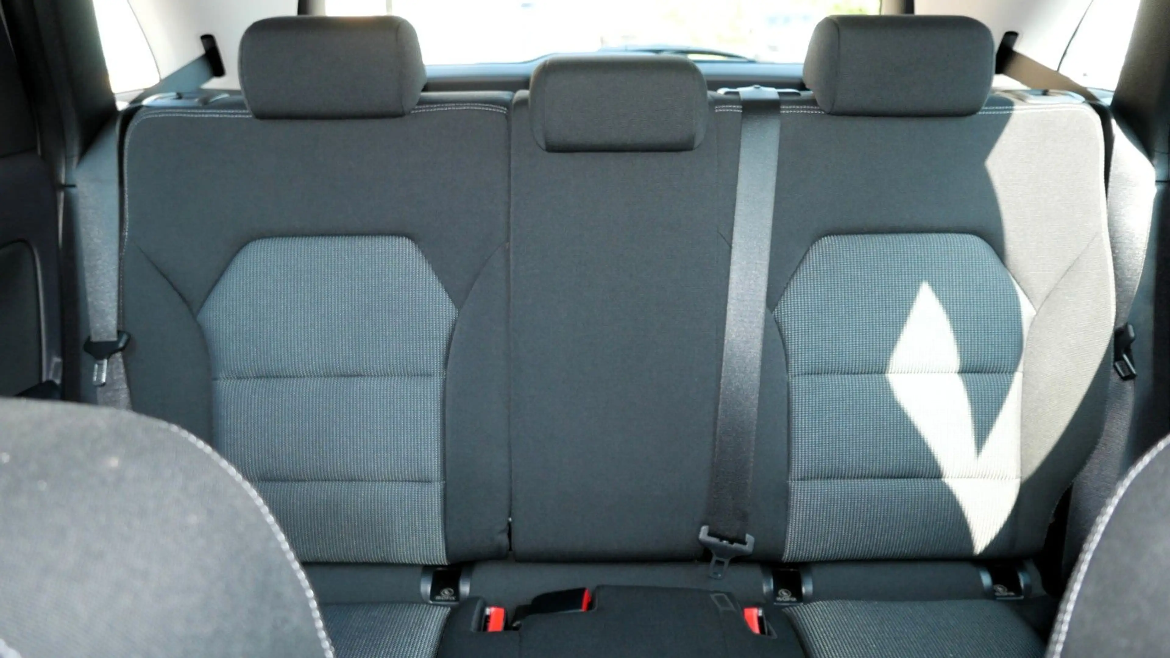 Mercedes-Benz B 220 CDI/NAVI/PTS/AUTOMATIK/TEMPOMAT — photo 22
