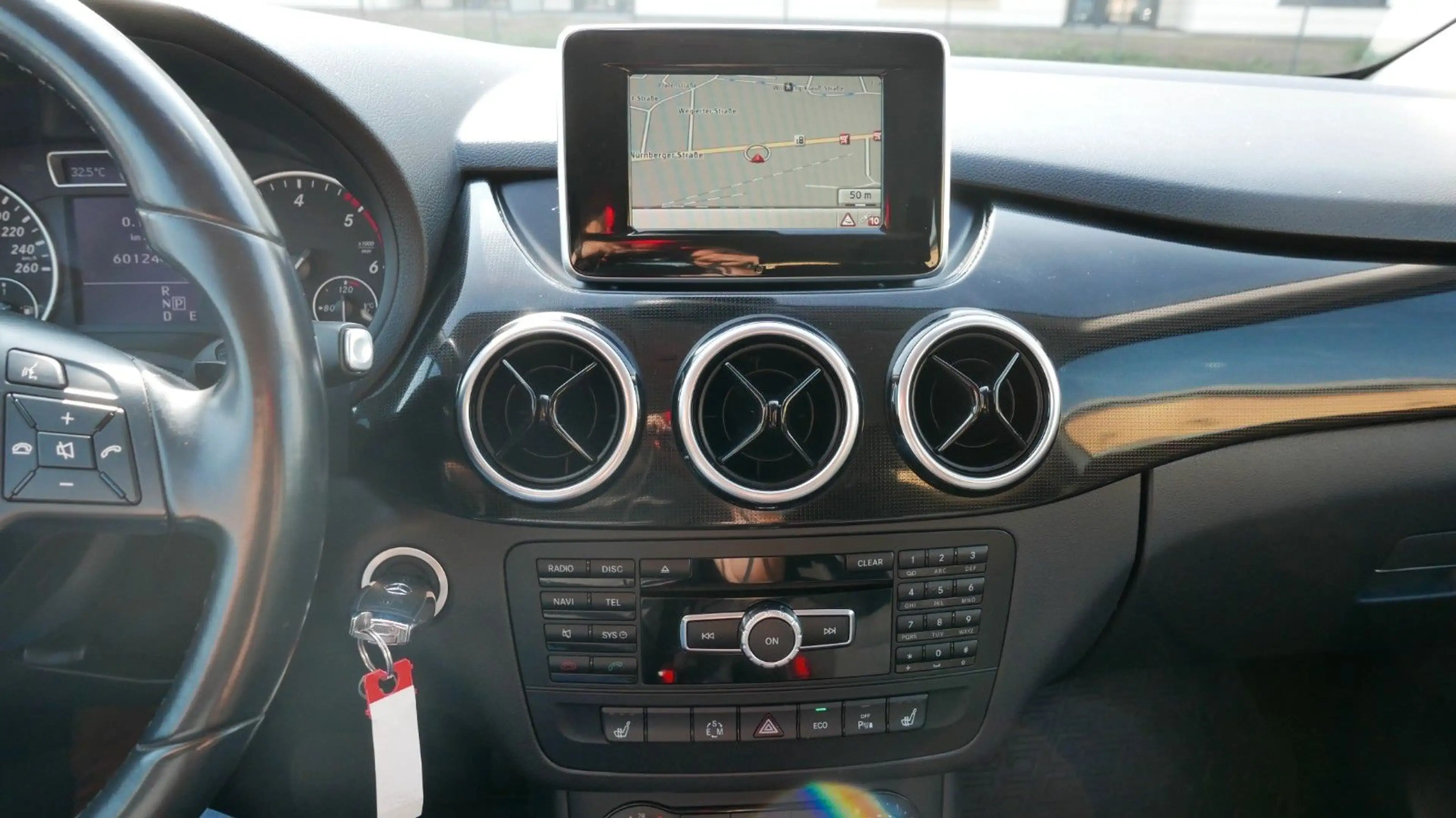 Mercedes-Benz B 220 CDI/NAVI/PTS/AUTOMATIK/TEMPOMAT — photo 26