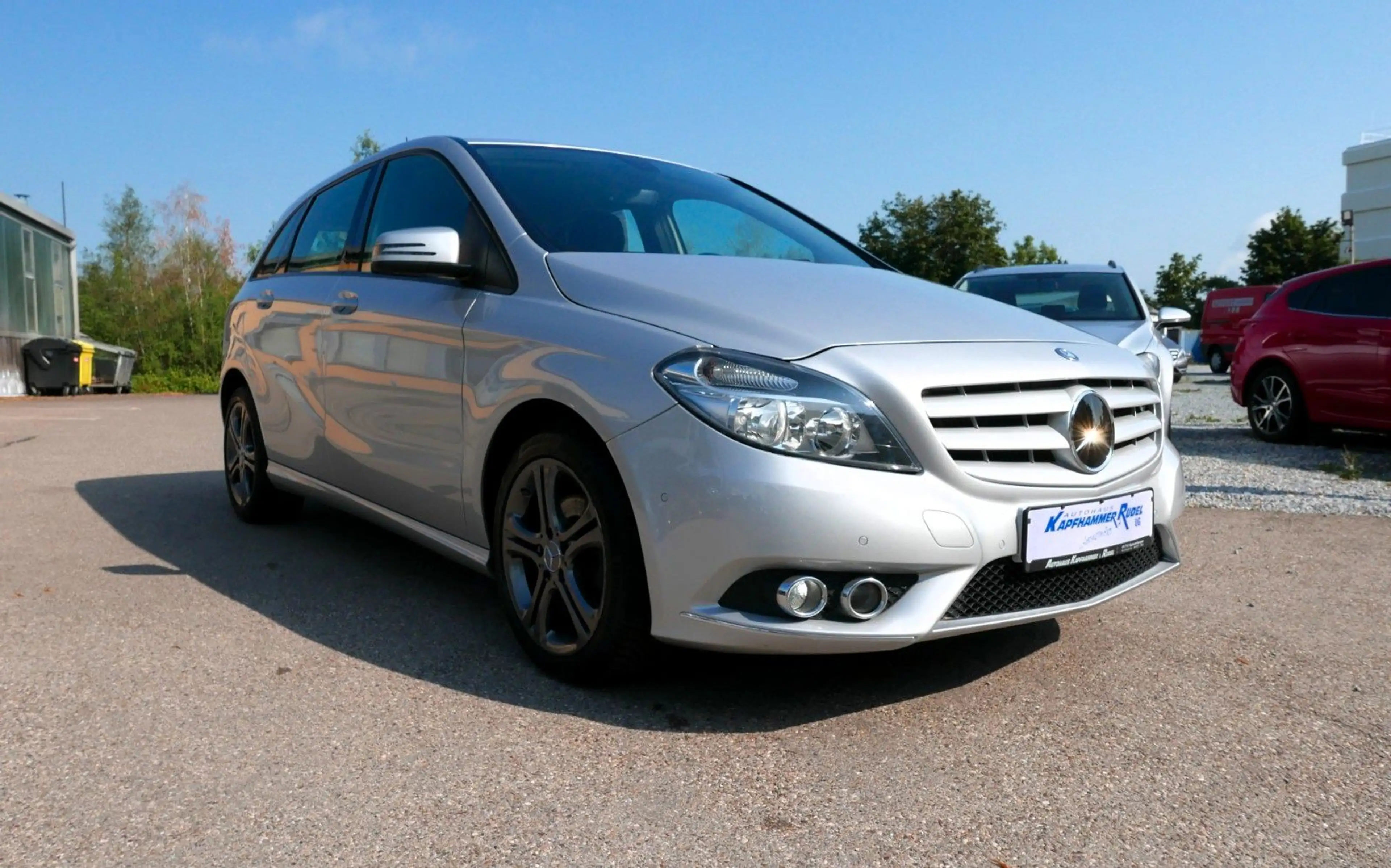 Mercedes-Benz B 220 CDI/NAVI/PTS/AUTOMATIK/TEMPOMAT — photo 2