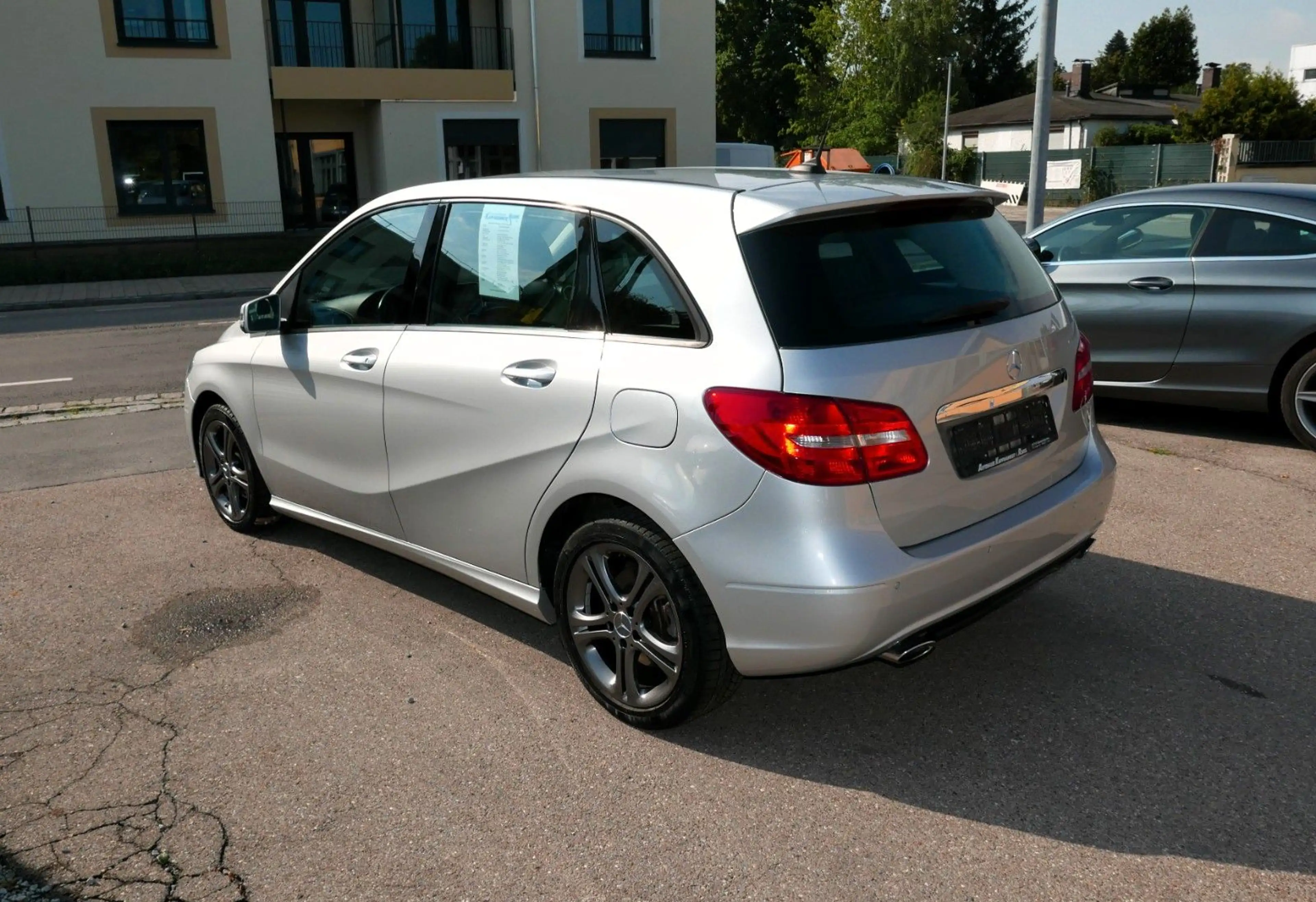 Mercedes-Benz B 220 CDI/NAVI/PTS/AUTOMATIK/TEMPOMAT — photo 10