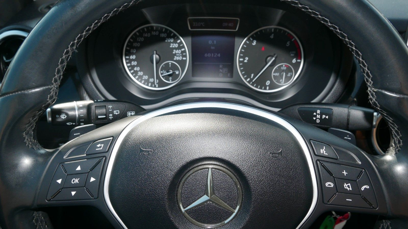 Mercedes-Benz B 220 CDI/NAVI/PTS/AUTOMATIK/TEMPOMAT — photo 24