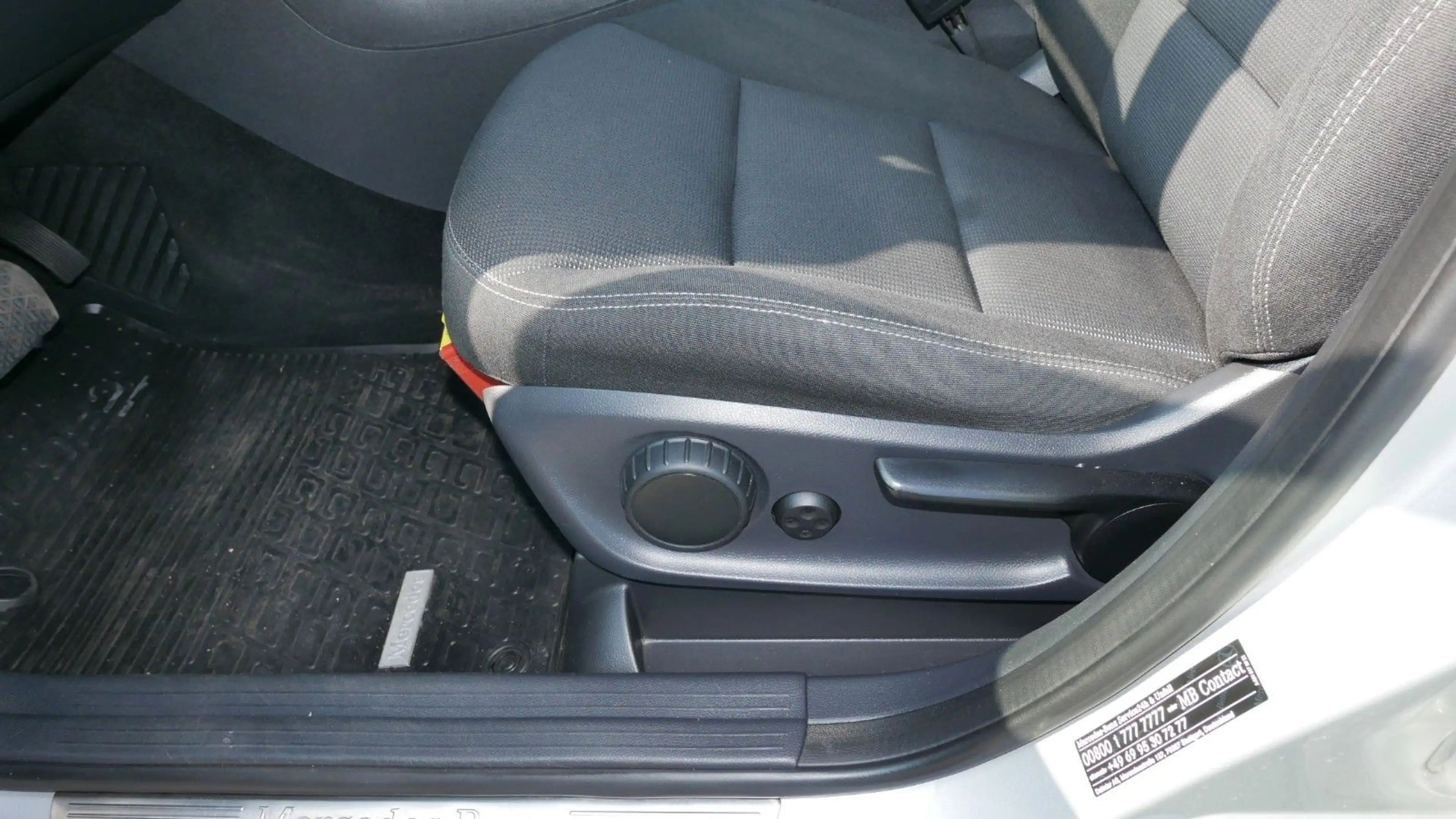 Mercedes-Benz B 220 CDI/NAVI/PTS/AUTOMATIK/TEMPOMAT — photo 16