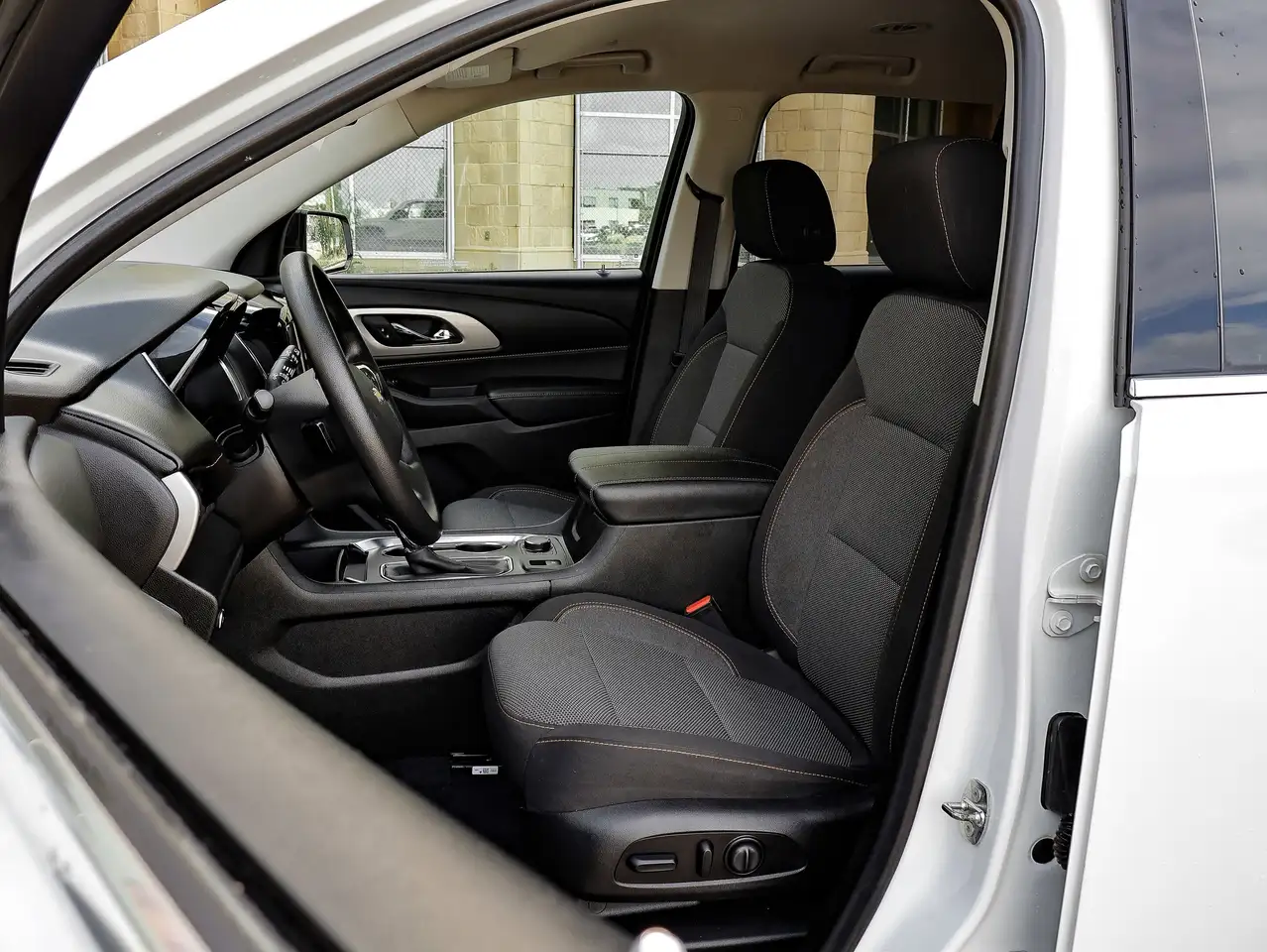 Chevrolet Traverse снимка Chevrolet Traverse