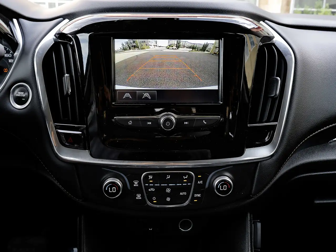 Chevrolet Traverse снимка Chevrolet Traverse