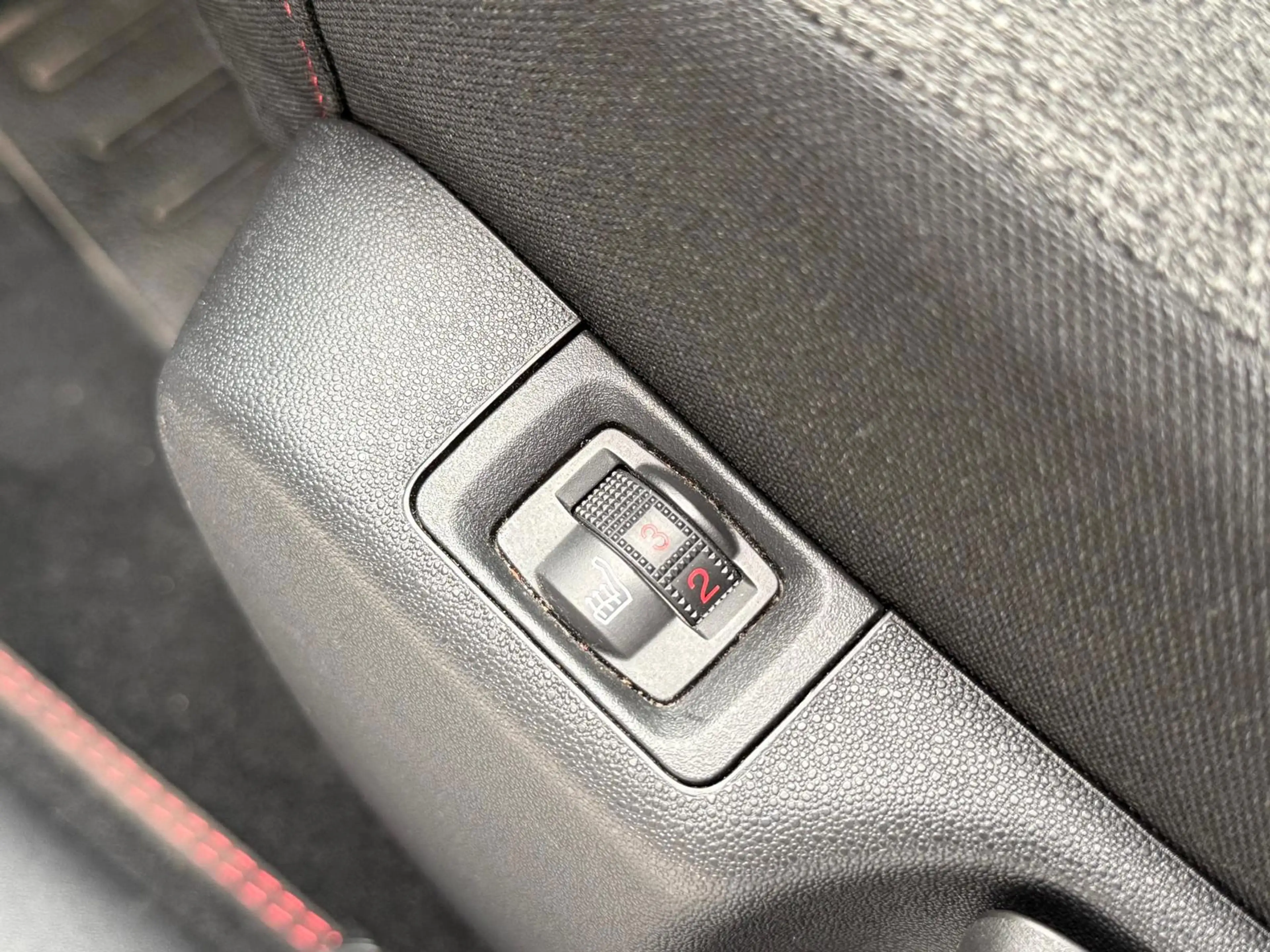 Citroen C3 1.2 PureTech / Nwe Distr. Riem / Trekhaak / Camera — photo 14