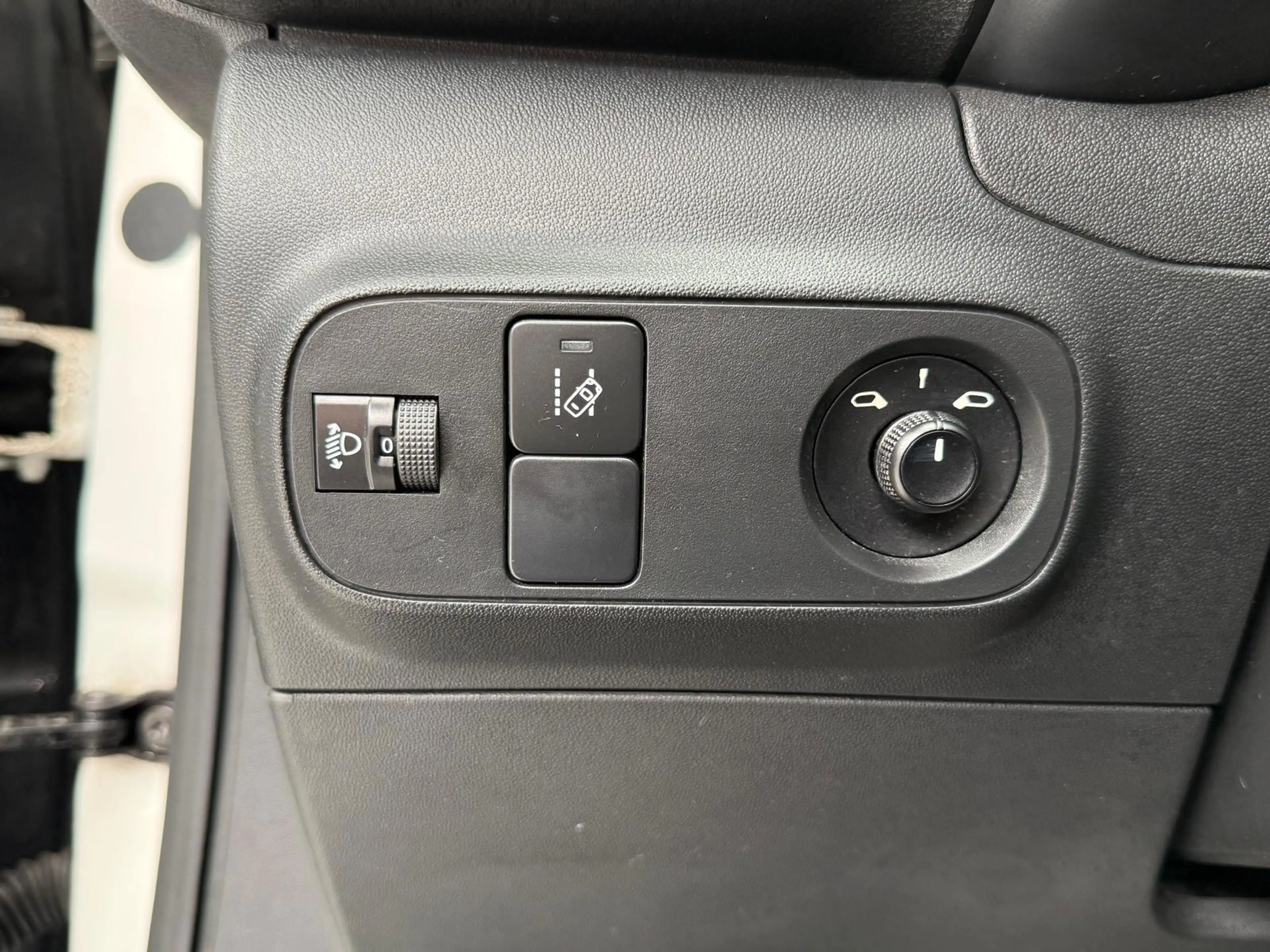 Citroen C3 1.2 PureTech / Nwe Distr. Riem / Trekhaak / Camera — photo 15