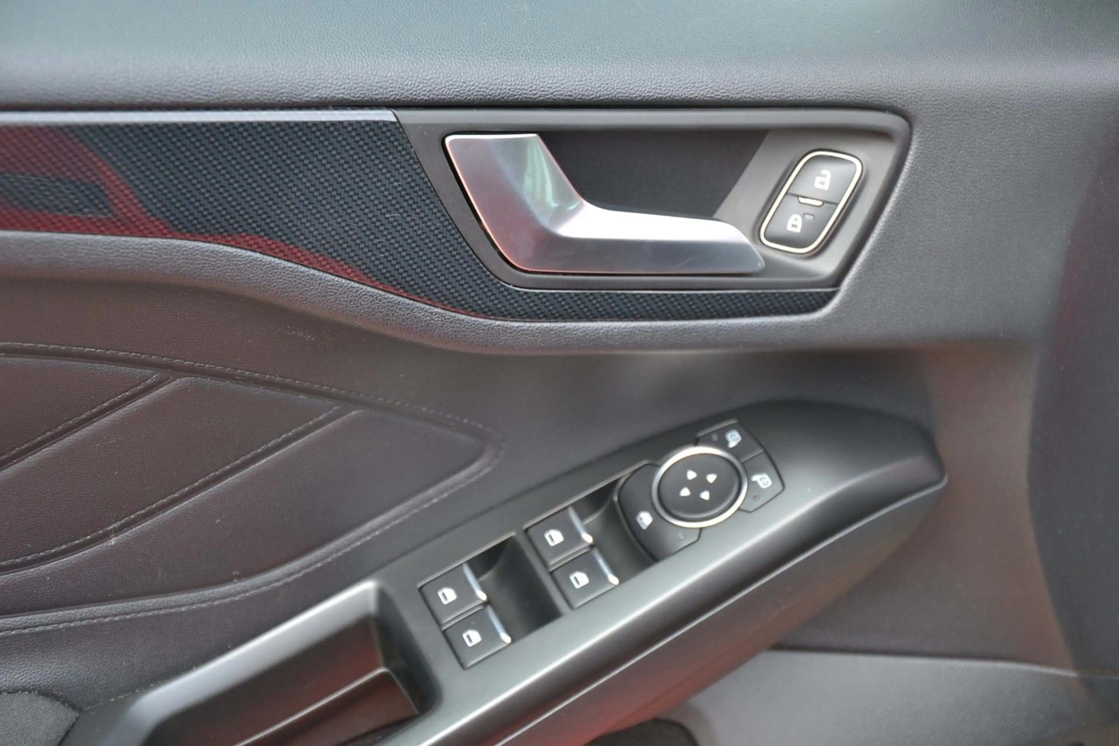 Ford Focus 1,0 EB 92kW ST-Line Turn.AHK !Steuerkette! — photo 13