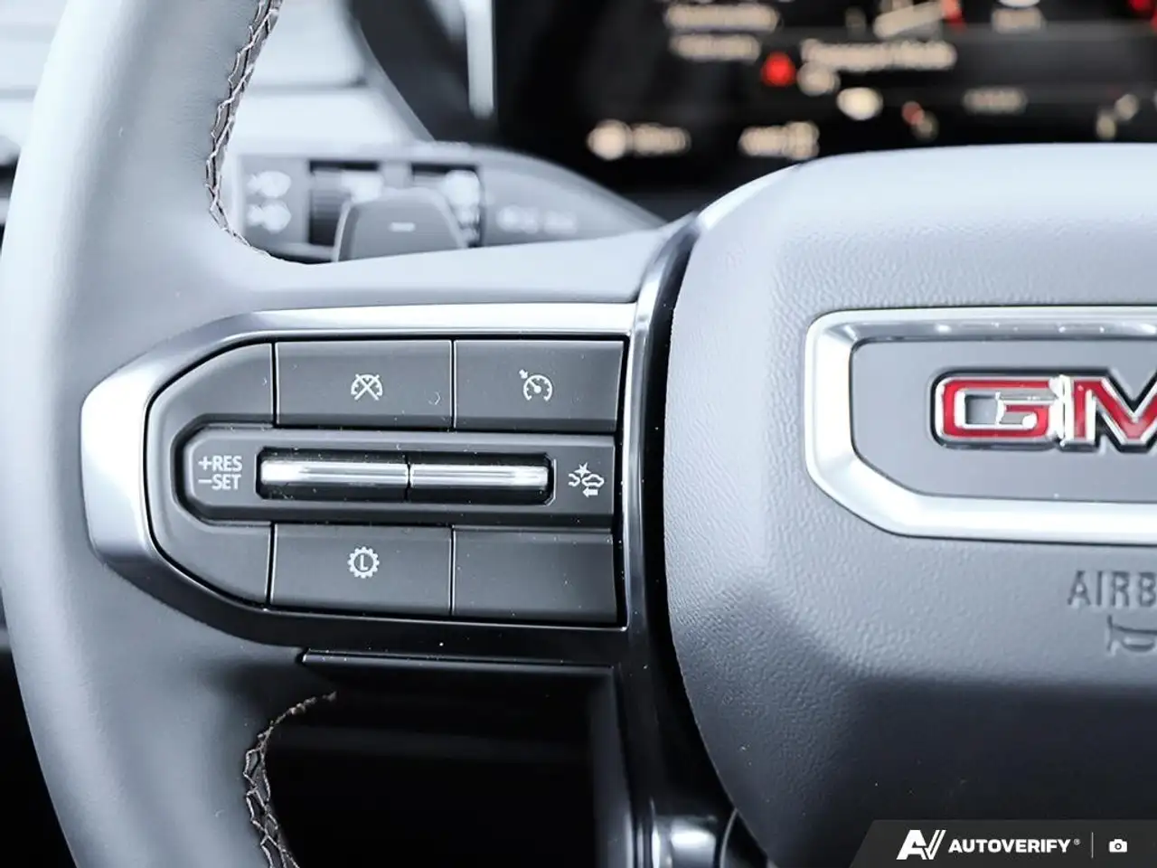 GMC Acadia photo GMC Acadia
