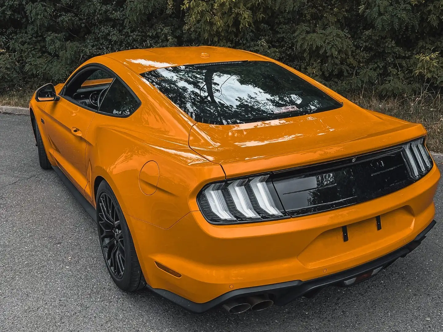 Ford Mustang Fastback 5.0 Ti-VCT V8 Aut. GT Orange - 2