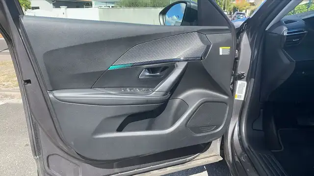 Peugeot 2008 view 7