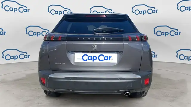 Peugeot 2008 view 3