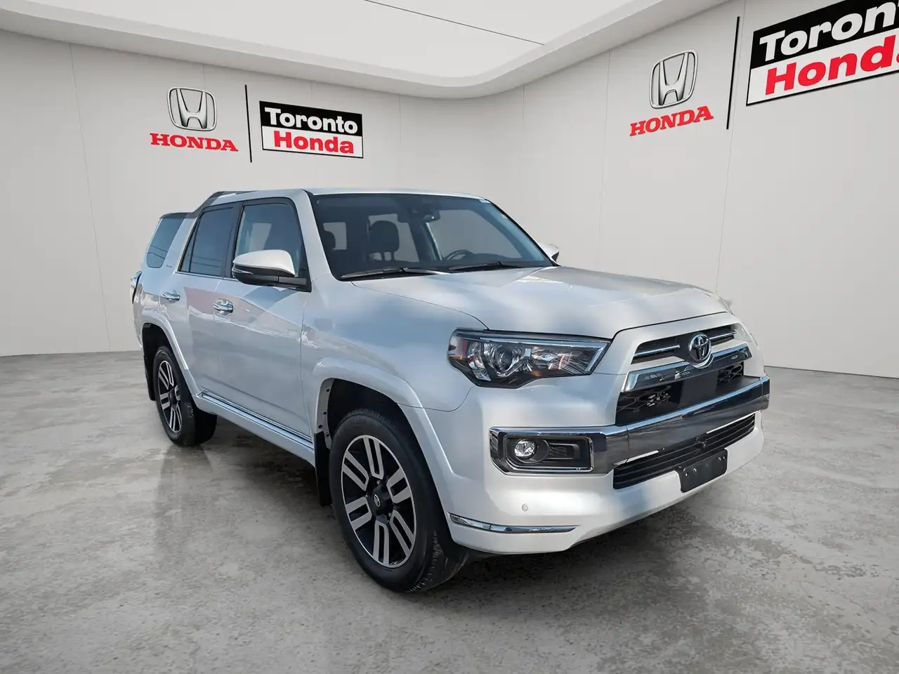Toyota 4-Runner снимка Toyota 4-Runner