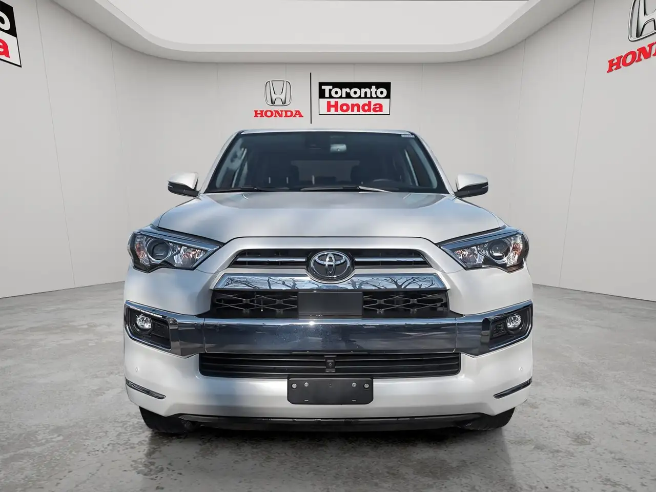 Toyota 4-Runner снимка Toyota 4-Runner