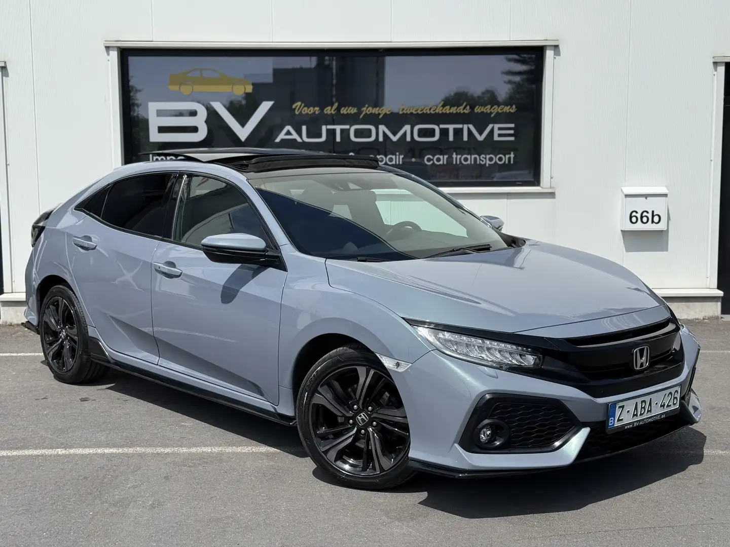 Honda Civic 1.5 i-VTEC SPORT PLUS - AUTOMAAT - PANO - Assist Šedá - 1