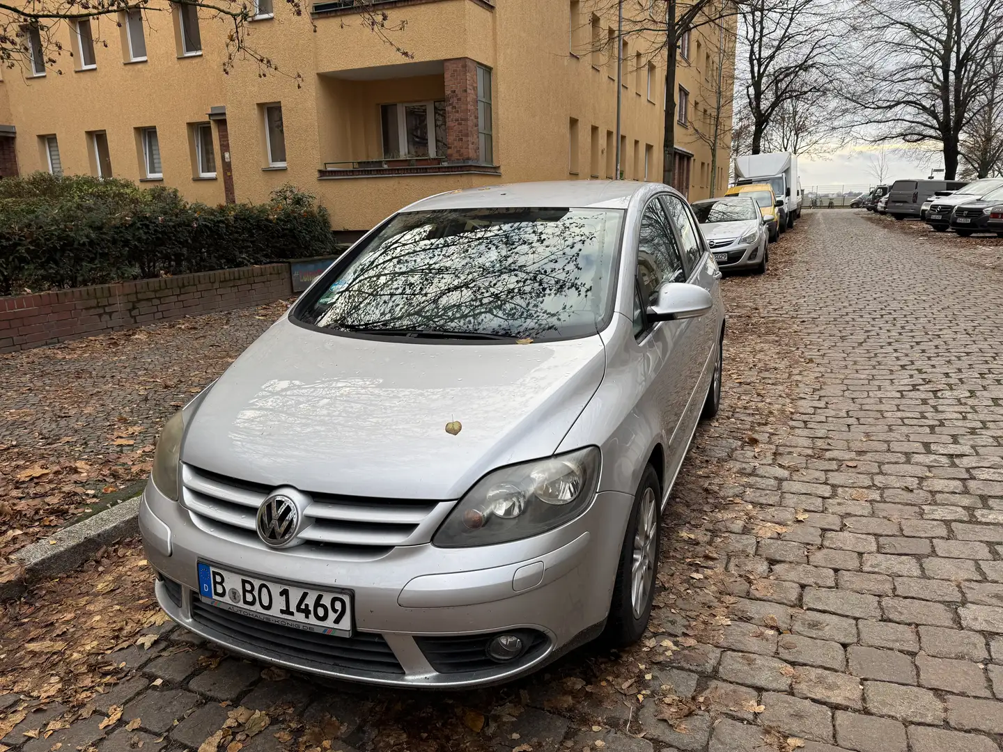 Volkswagen Golf Plus 1.6 Automatik Goal - 2