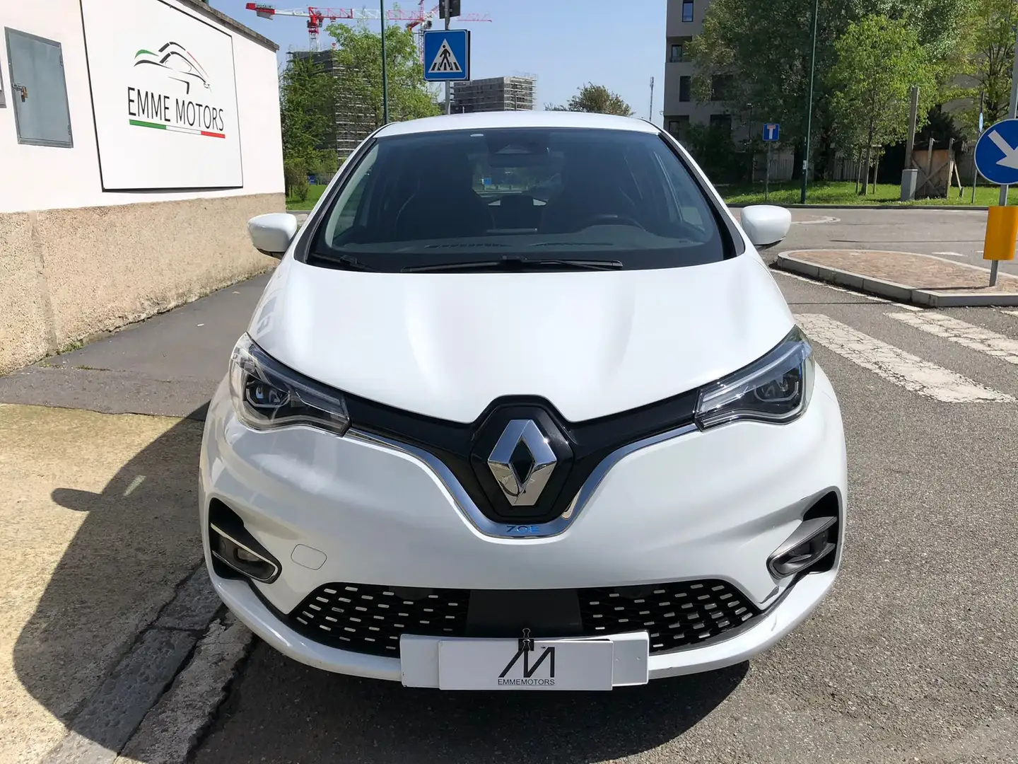 Renault ZOE Intens R135 Flex - NAVI/CAMERA - BATTERIA 52KWH Bílá - 2