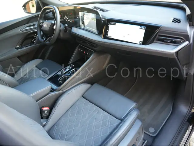 Audi Q5 view 6
