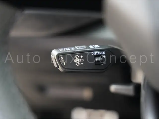 Audi Q5 view 15