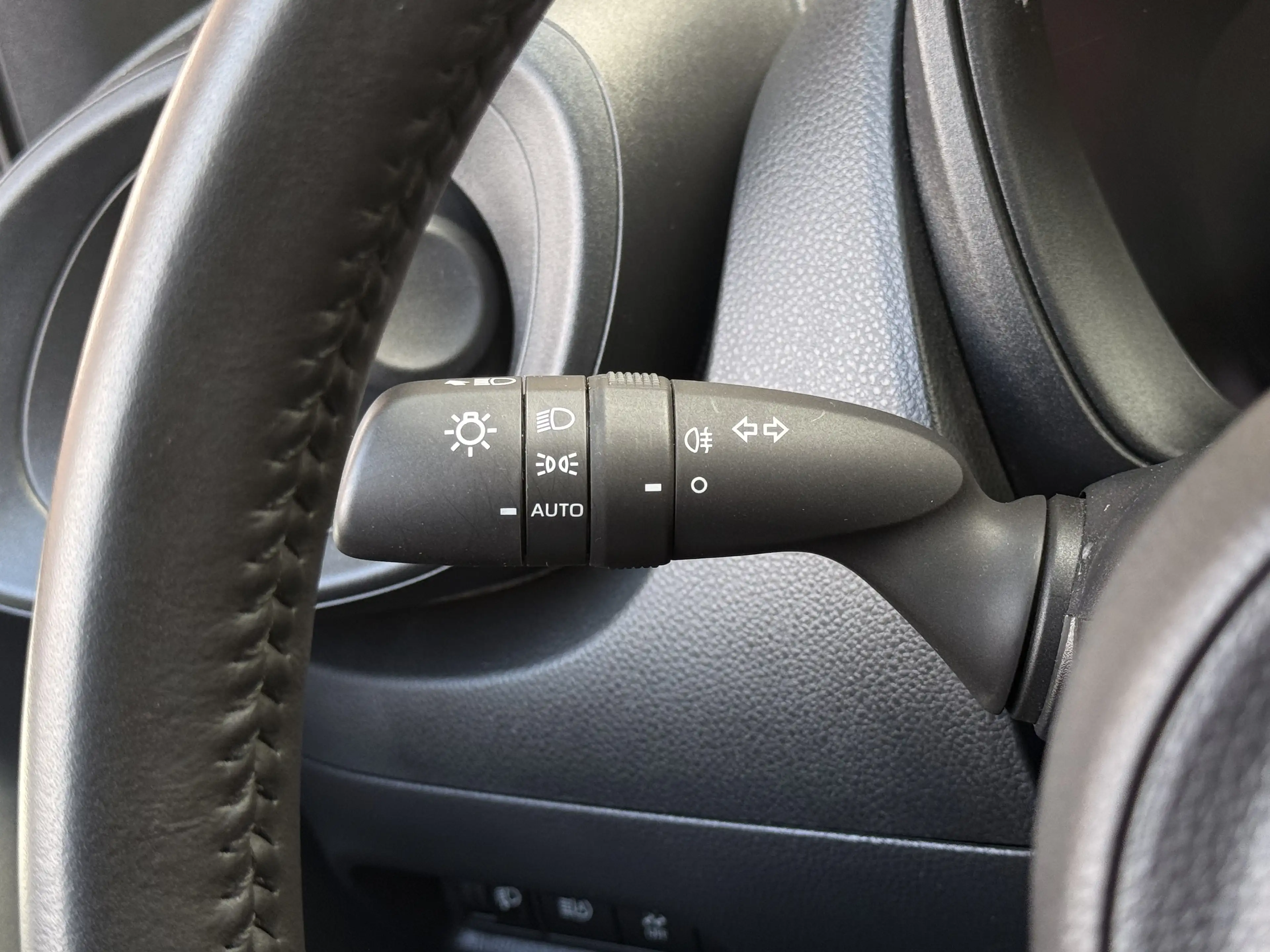 Toyota Aygo X 1.0 VVT-i MT Play — photo 20