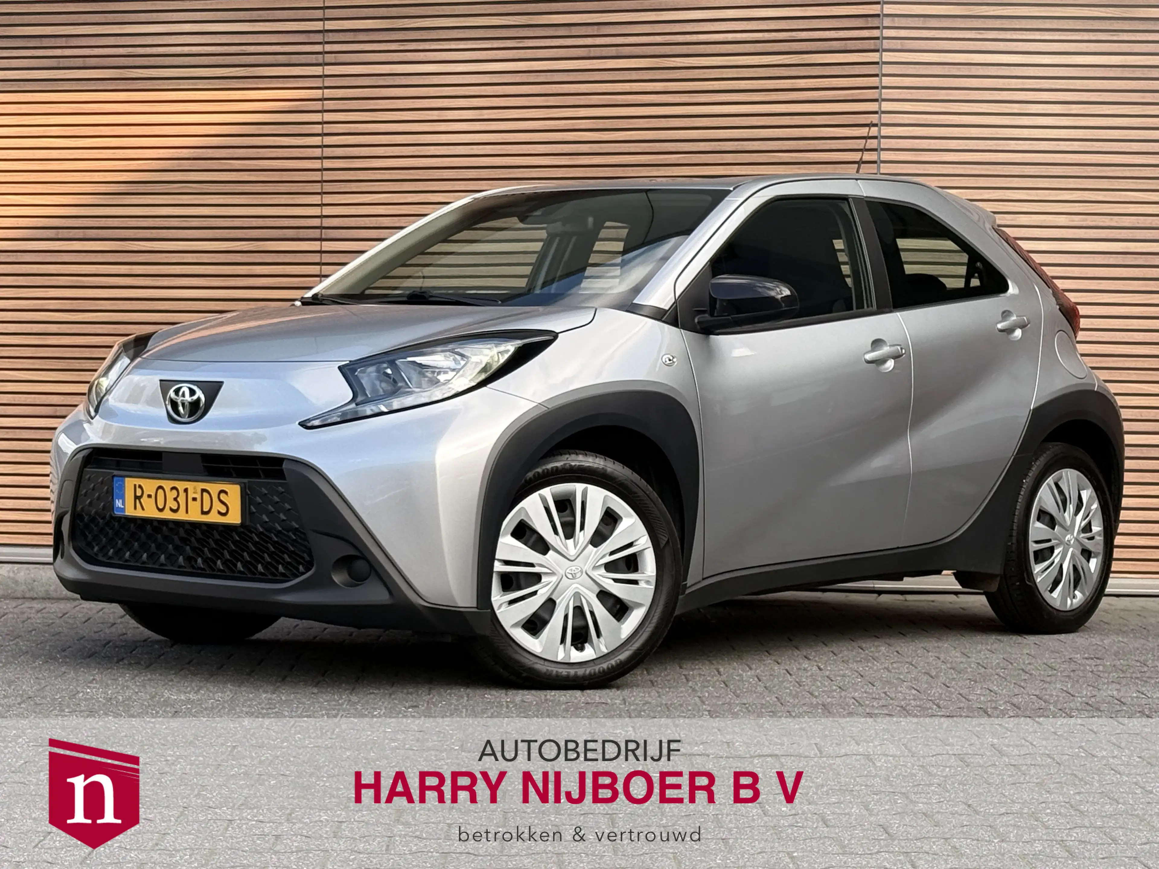 Toyota Aygo X 1.0 VVT-i MT Play