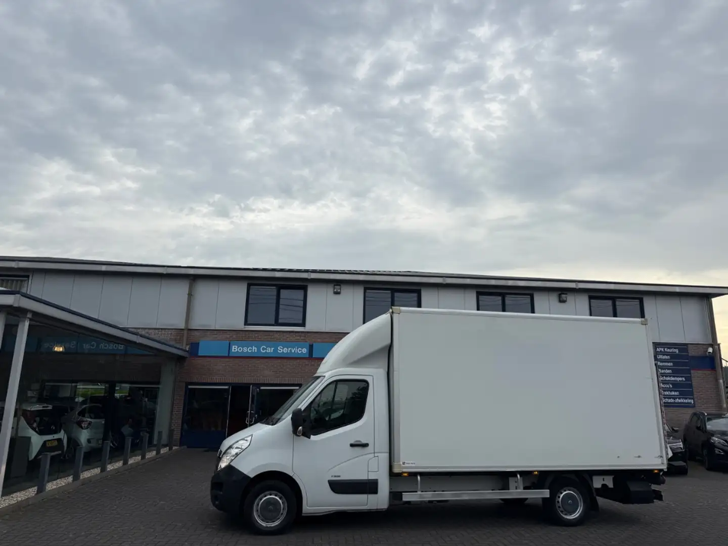 Opel Movano 2.3 CDTI | Meubelbak Laadklep | Airco | Motorschad Blanc - 1