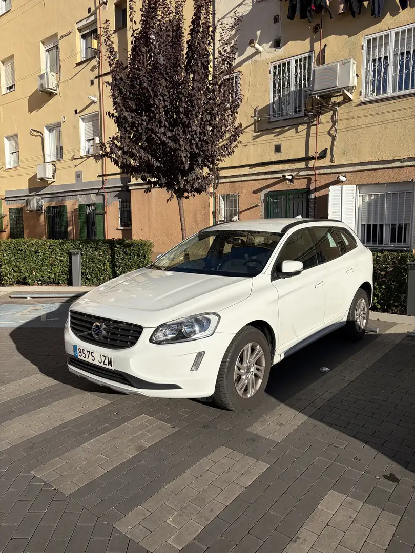 Volvo XC60 D3 Kinetic 150 - 1