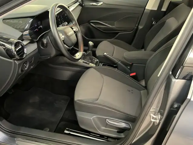 Skoda Fabia view 3