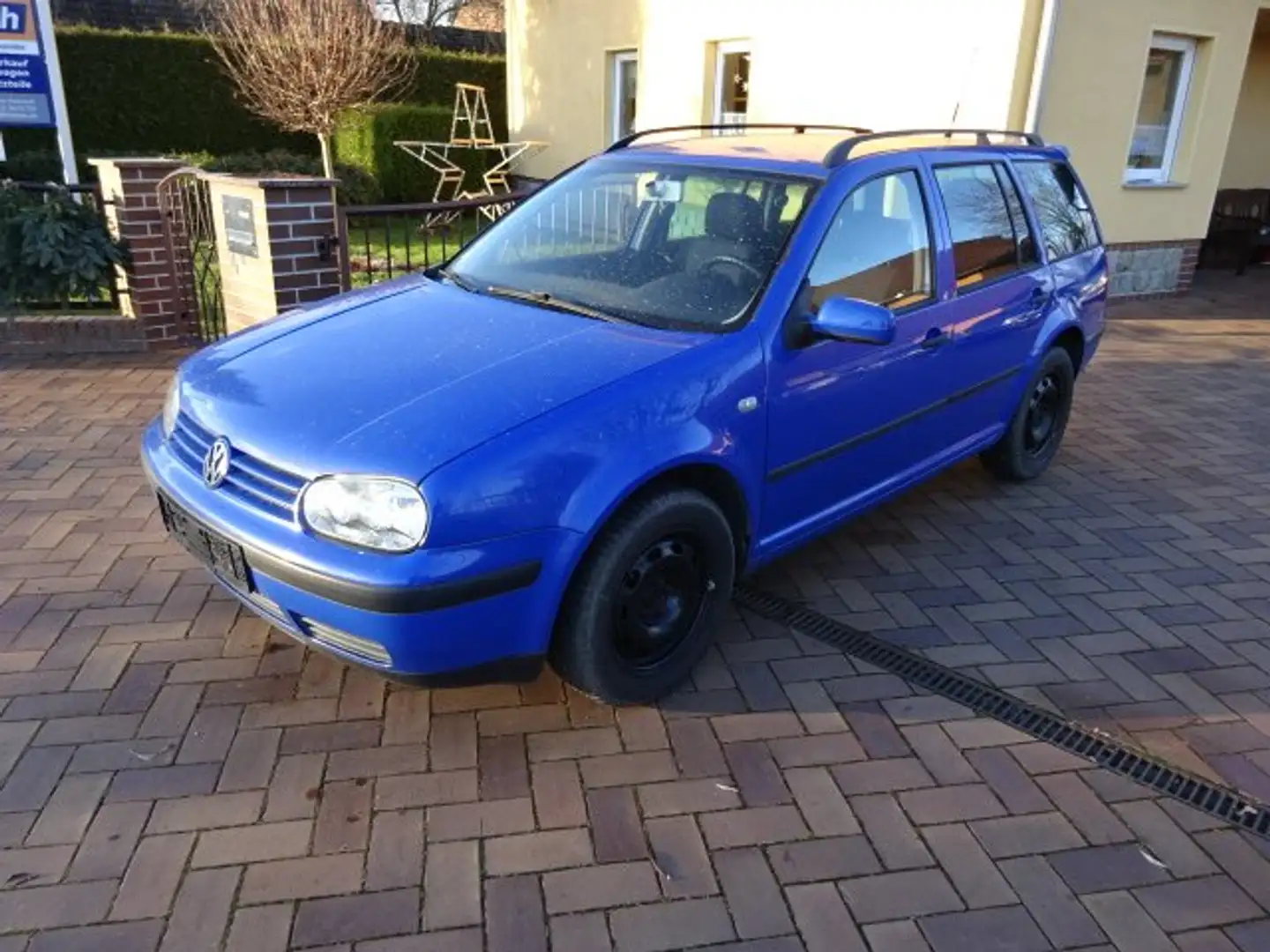 Volkswagen Golf Variant Golf IV 2.0 Edition + LPG Gasanlage + Klima + Blau - 1