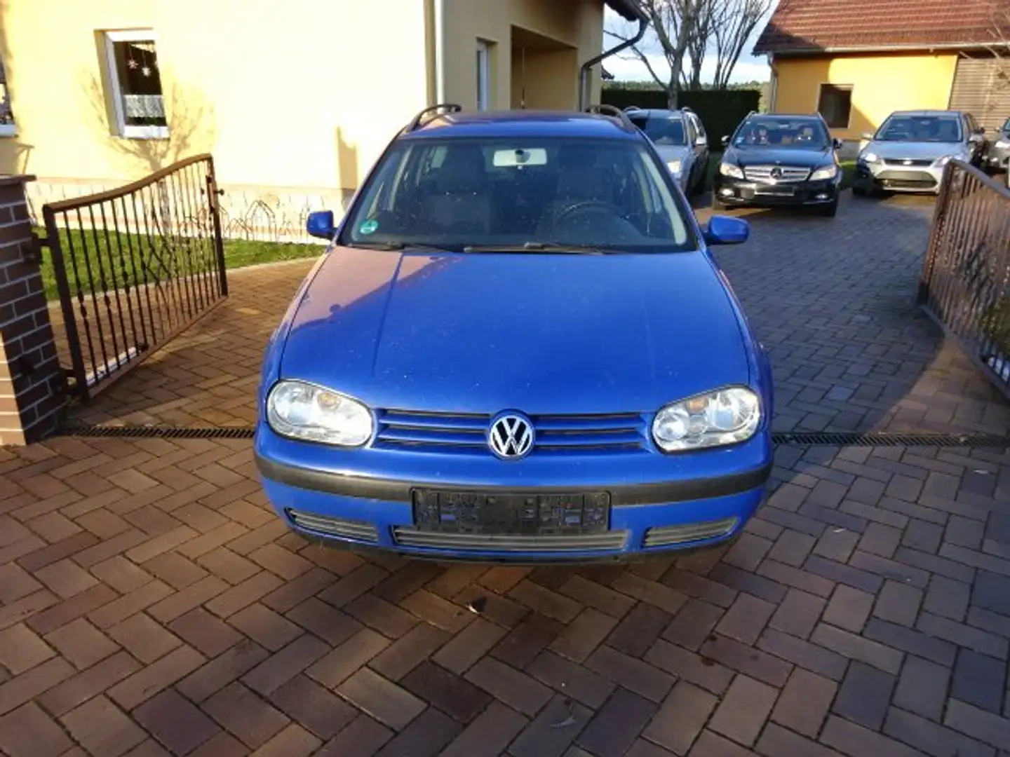Volkswagen Golf Variant Golf IV 2.0 Edition + LPG Gasanlage + Klima + Blau - 2