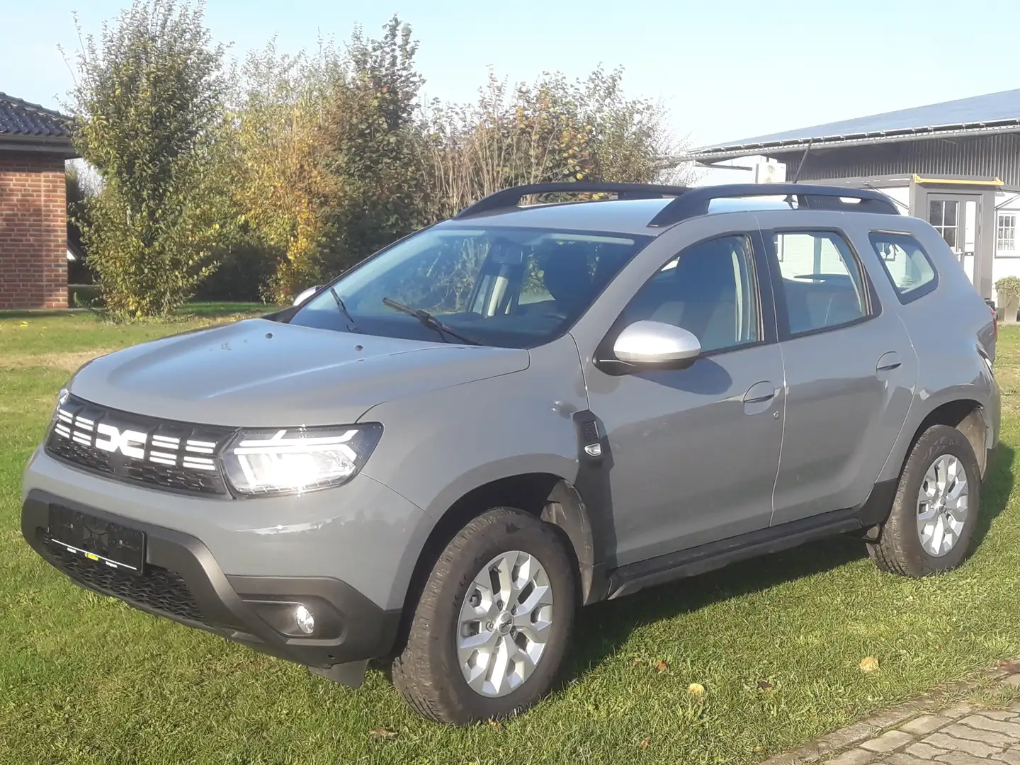 Dacia Duster Expression Grau - 2