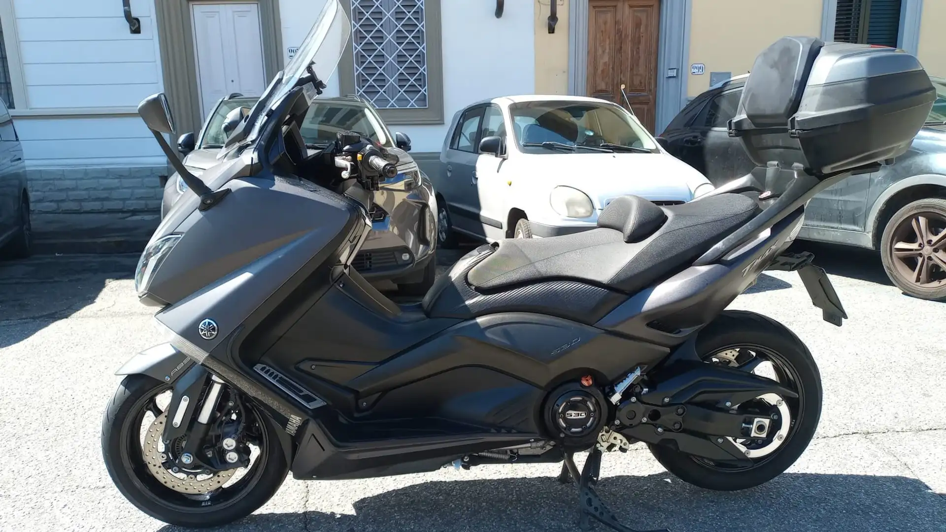 Yamaha TMAX 530 Grigio - 2