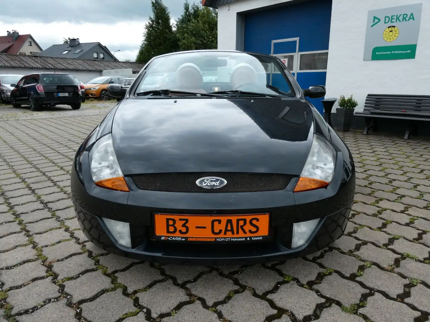 Ford Streetka 1.6 Elegance #KLIMA#LEDER#SHZ#TÜV NEU# Schwarz - 2