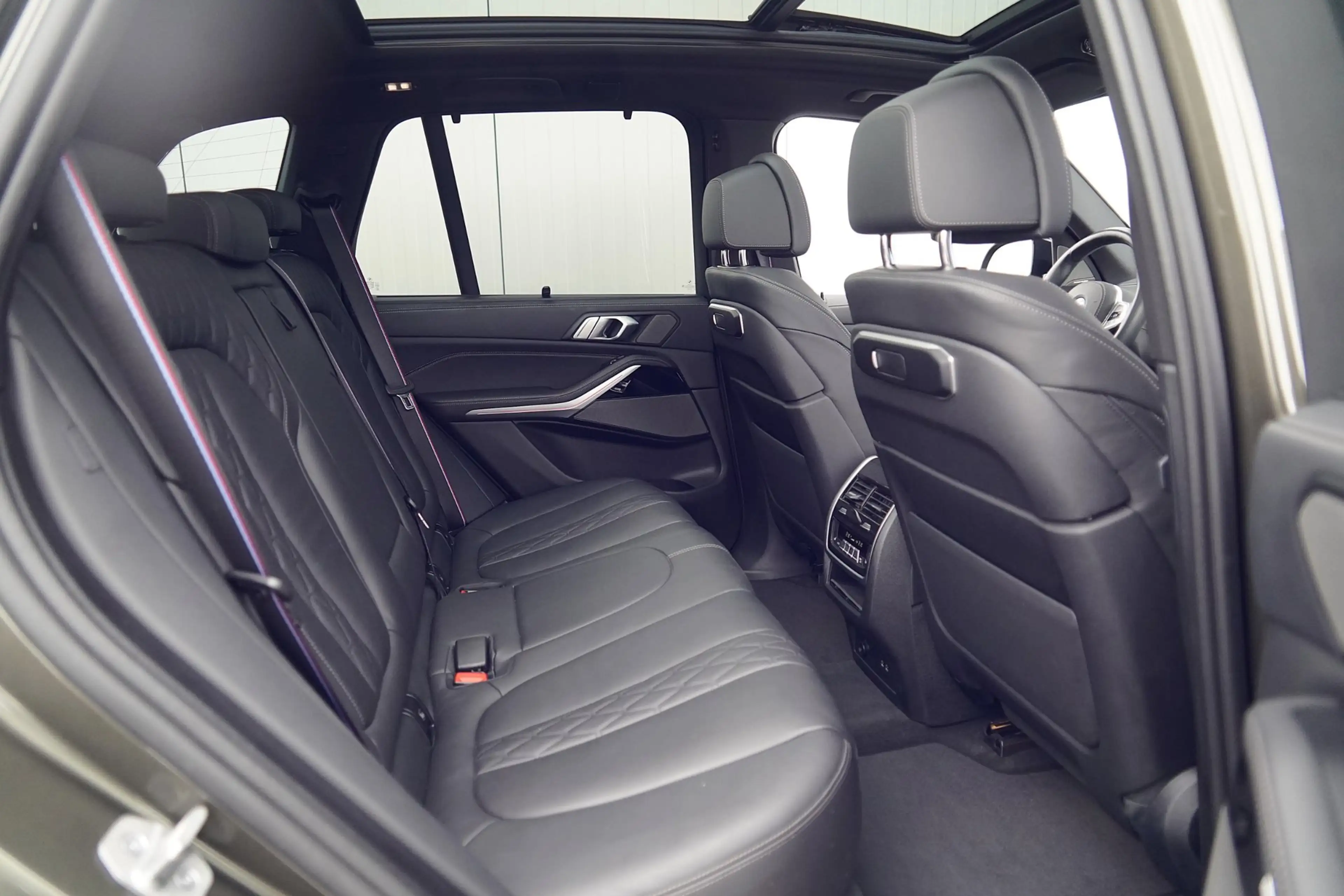 BMW X5 XDrive50e / M Sportpakket Pro / Manhattan met. / P — photo 7