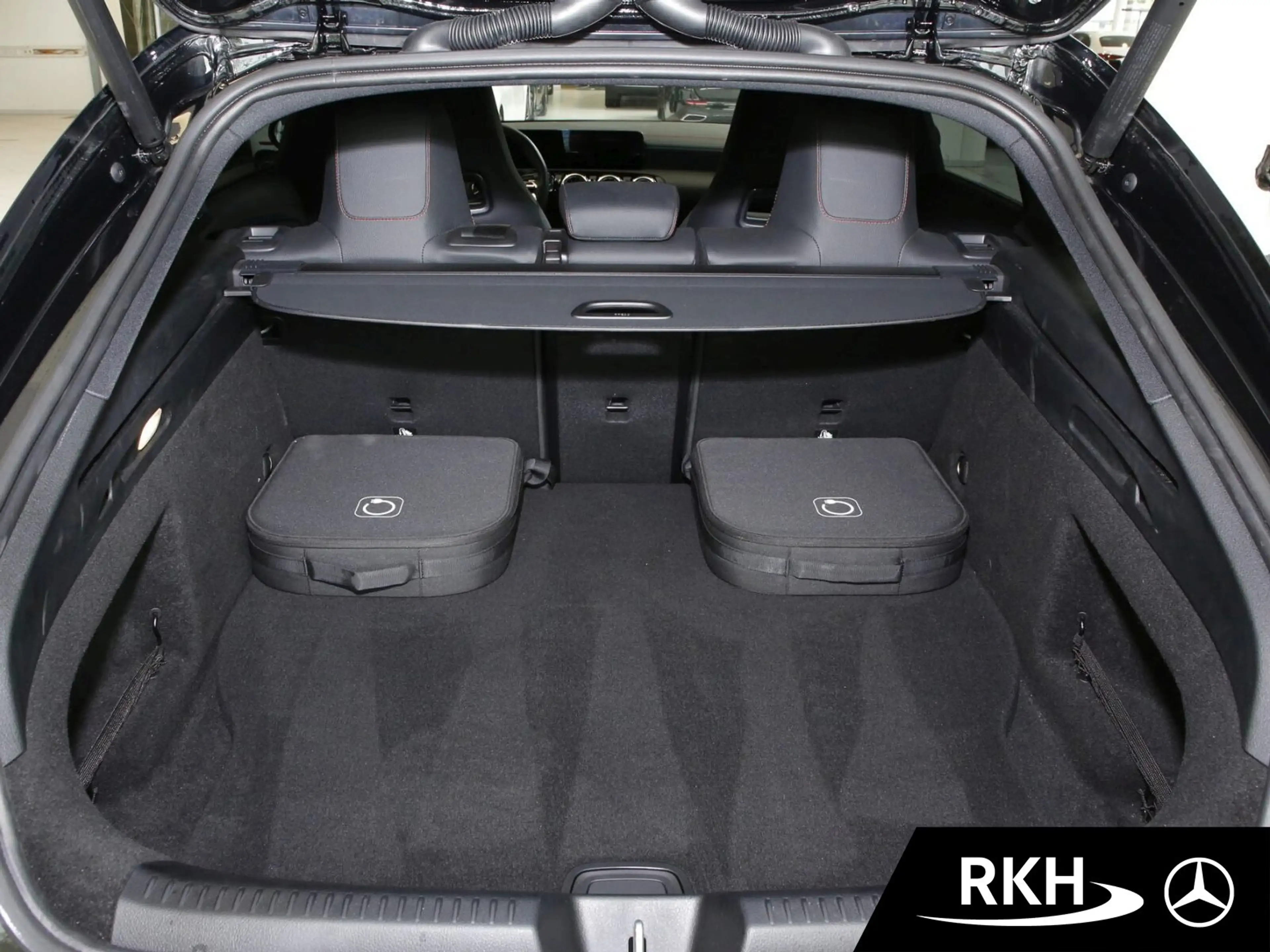 Mercedes-Benz CLA 250 CLA 250 e SB AMG/AHK/Totw./Pano/Rü-Ka/Night Navi — photo 15