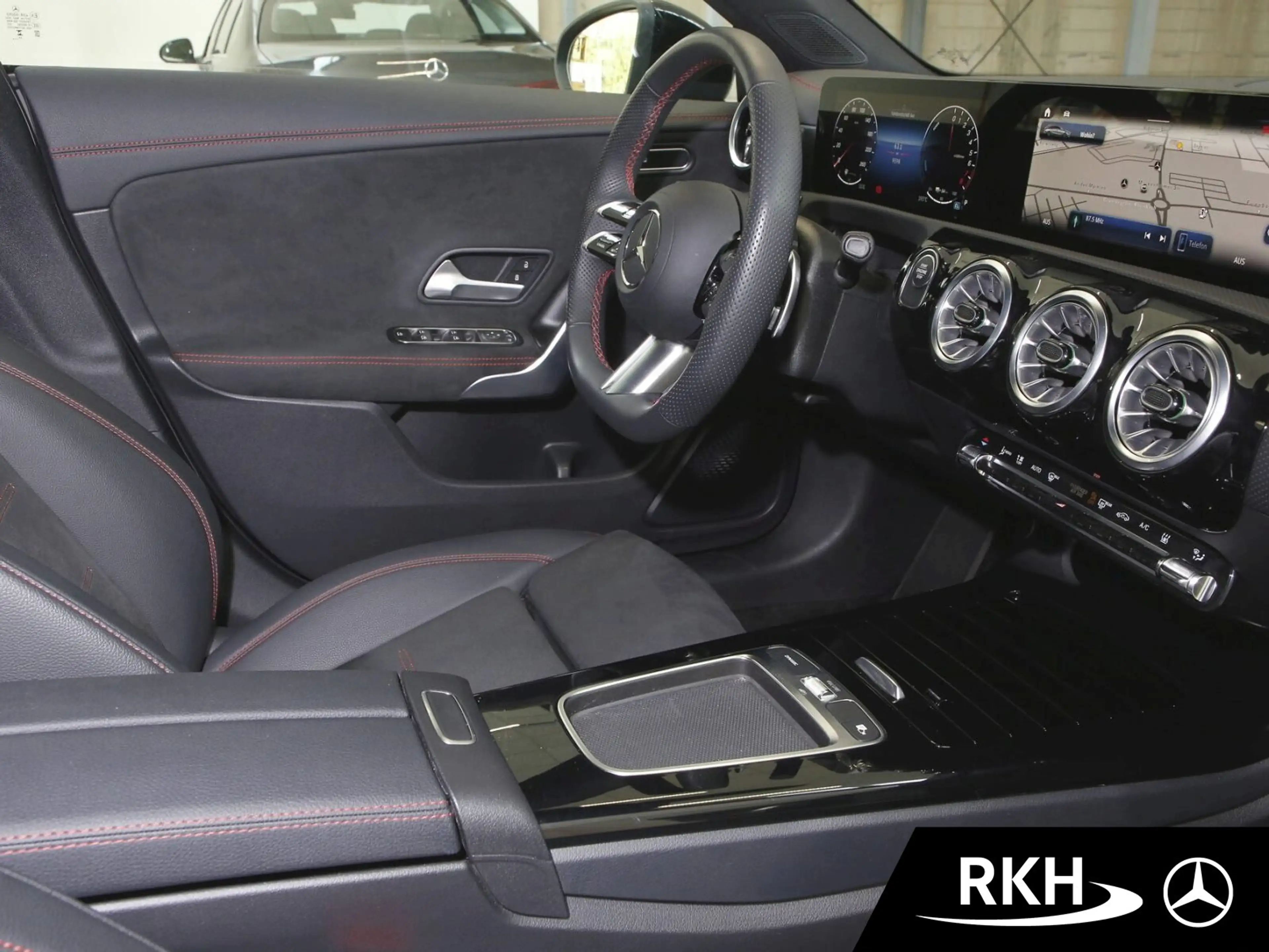 Mercedes-Benz CLA 250 CLA 250 e SB AMG/AHK/Totw./Pano/Rü-Ka/Night Navi — photo 8